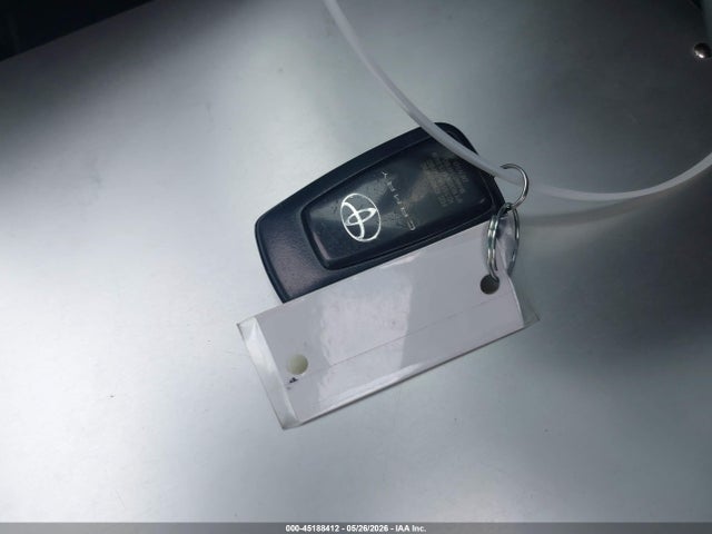 45188412 :رقم المزاد ، 4T1T11AK0NU065569 vin ، 2022 Toyota Camry Se مزاد بيع