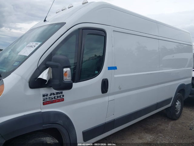 45188425 :رقم المزاد ، 3C6TRVDGXHE506498 vin ، 2017 Ram Promaster 2500 مزاد بيع