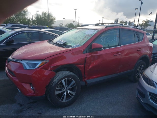 JTMWFREV1GJ087297 Toyota Rav4 Xle