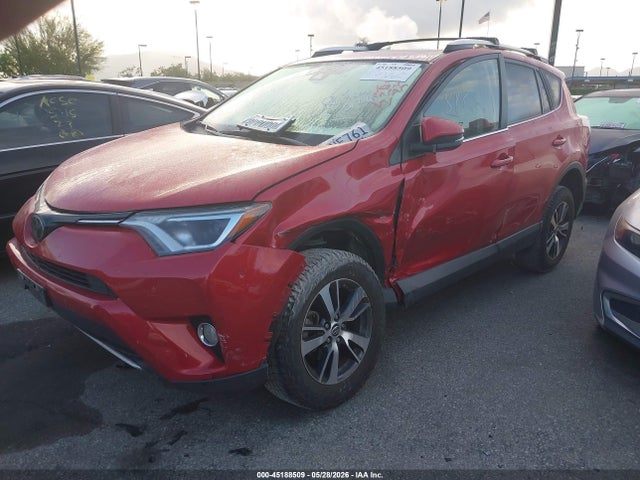 JTMWFREV1GJ087297 Toyota Rav4 Xle
