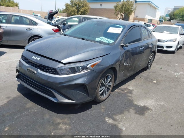 KIA Forte Lxs 2024 3KPF24AD5RE801489 Image 2