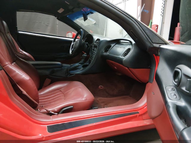 45188533 :رقم المزاد ، 1G1YY32G4X5125080 vin ، 1999 Chevrolet Corvette مزاد بيع
