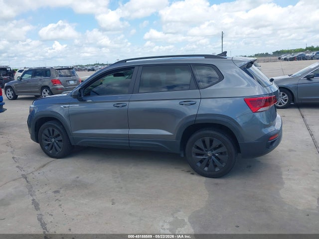 3VVDX7B24NM009018 Volkswagen Taos 1.5t S