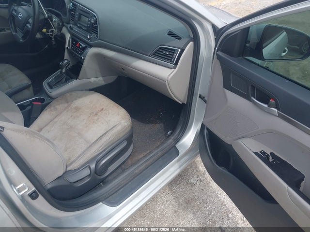 Продажа на аукционе авто 2017 Hyundai Elantra Se, vin: 5NPD74LFXHH134629, номер лота: 45188645
