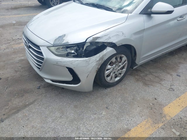 Продажа на аукционе авто 2017 Hyundai Elantra Se, vin: 5NPD74LFXHH134629, номер лота: 45188645