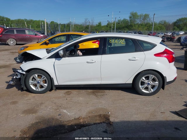 1FADP3K22EL205070 Ford FOCUS SE
