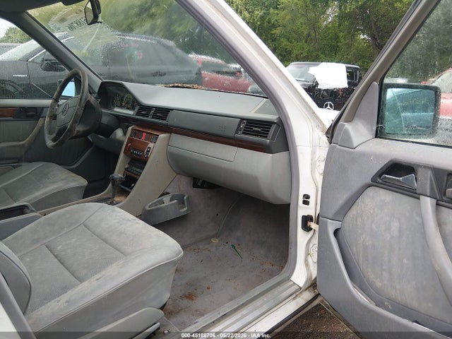 Aukcja sprzedaży 1994 Mercedes-benz E 320, vin: WDBEA32EXRC031330, numer aukcji: 45188706