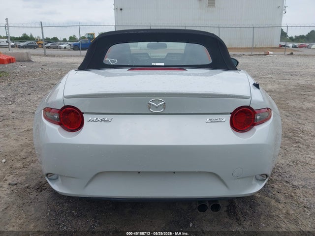 Auction sale of the 2016 Mazda Mx-5 Miata Sport, vin: JM1NDAB77G0114842, lot number: 45188712
