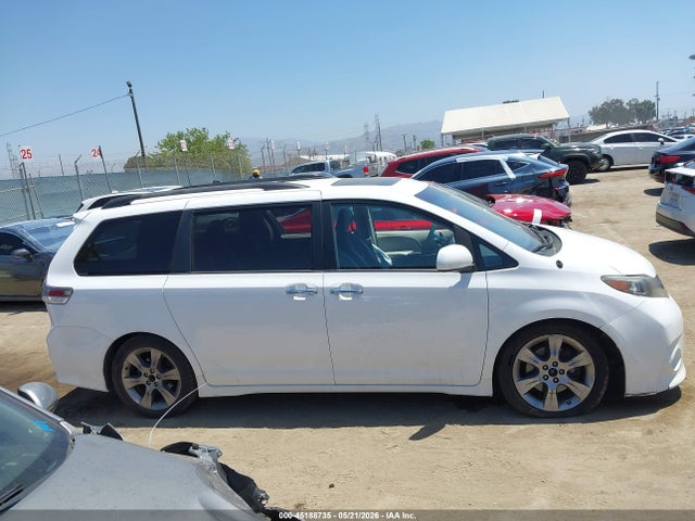 5TDXK3DC7ES488608 Toyota Sienna Se 8 Passenger