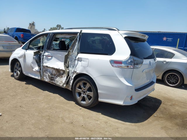5TDXK3DC7ES488608 Toyota Sienna Se 8 Passenger