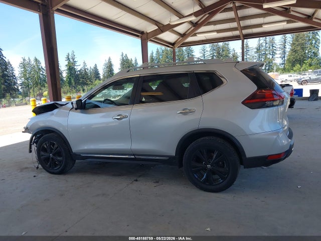 5N1AT2MV9JC802233 Nissan Rogue Sl