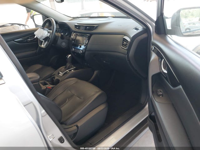 5N1AT2MV9JC802233 Nissan Rogue Sl