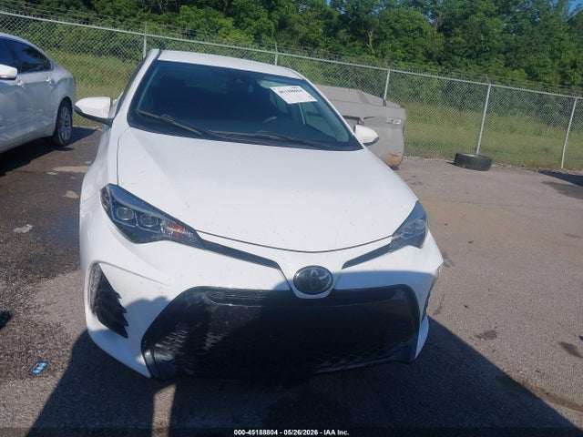 Продажа на аукционе авто 2018 Toyota Corolla Se, vin: 5YFBURHE1JP796881, номер лота: 45188804