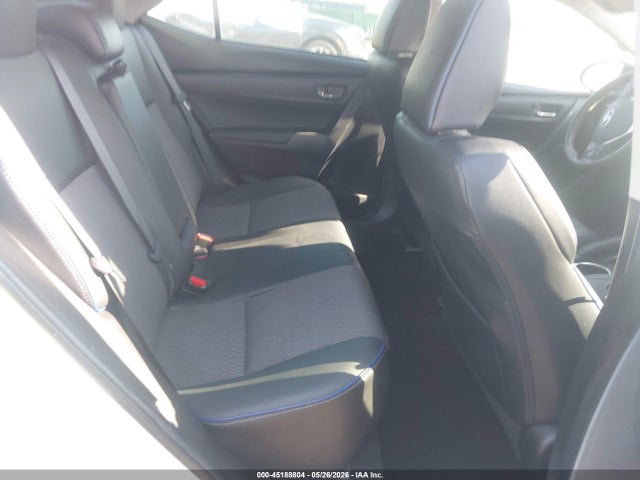 Продажа на аукционе авто 2018 Toyota Corolla Se, vin: 5YFBURHE1JP796881, номер лота: 45188804