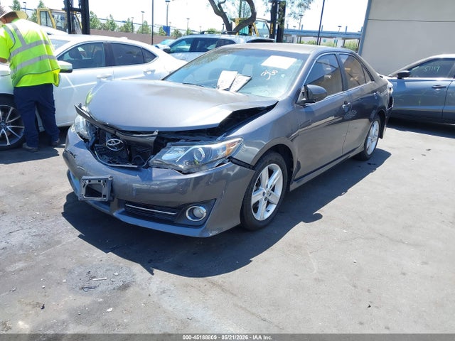 4T1BF1FK5EU856198 Toyota CAMRY SE