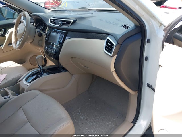 45188814 :رقم المزاد ، 5N1AT2MV8FC886259 vin ، 2015 Nissan Rogue Sl مزاد بيع