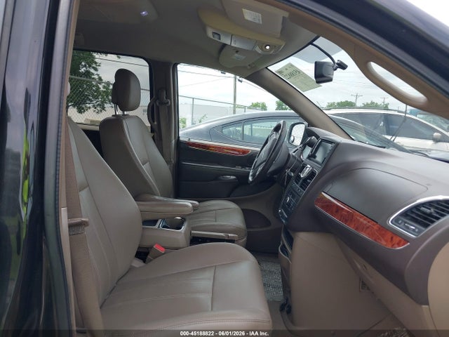 Продажа на аукционе авто 2016 Chrysler Town & Country Touring, vin: 2C4RC1BG9GR237990, номер лота: 45188822