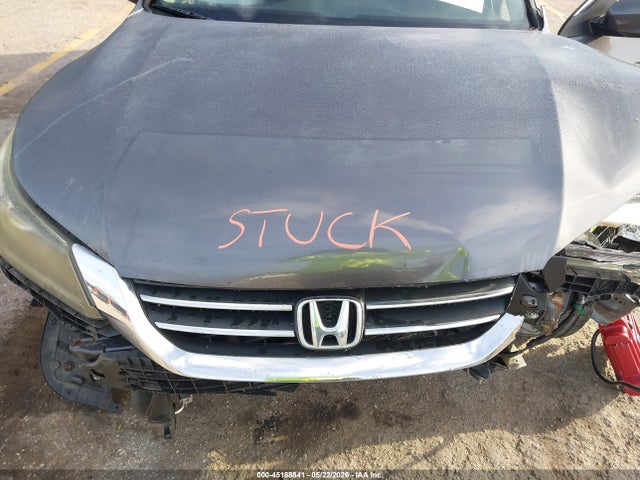 45188841 :رقم المزاد ، 1HGCR2F39FA200704 vin ، 2015 Honda Accord Lx مزاد بيع