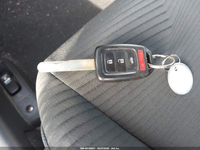 45188841 :رقم المزاد ، 1HGCR2F39FA200704 vin ، 2015 Honda Accord Lx مزاد بيع
