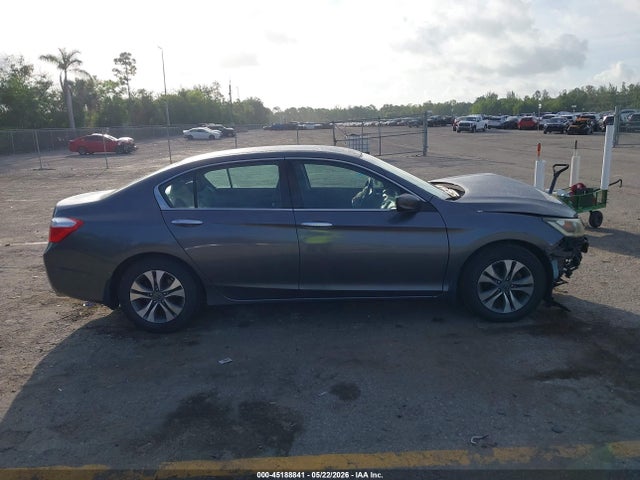 45188841 :رقم المزاد ، 1HGCR2F39FA200704 vin ، 2015 Honda Accord Lx مزاد بيع