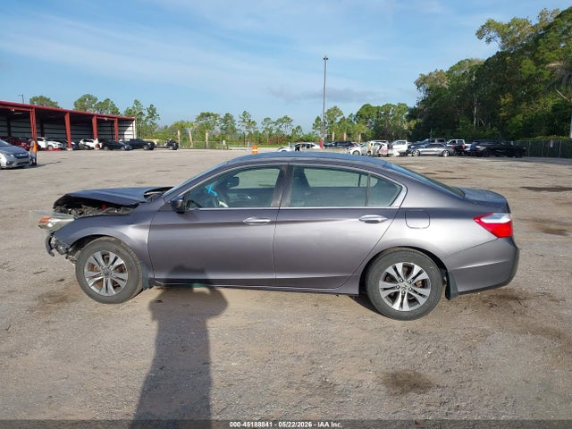 45188841 :رقم المزاد ، 1HGCR2F39FA200704 vin ، 2015 Honda Accord Lx مزاد بيع
