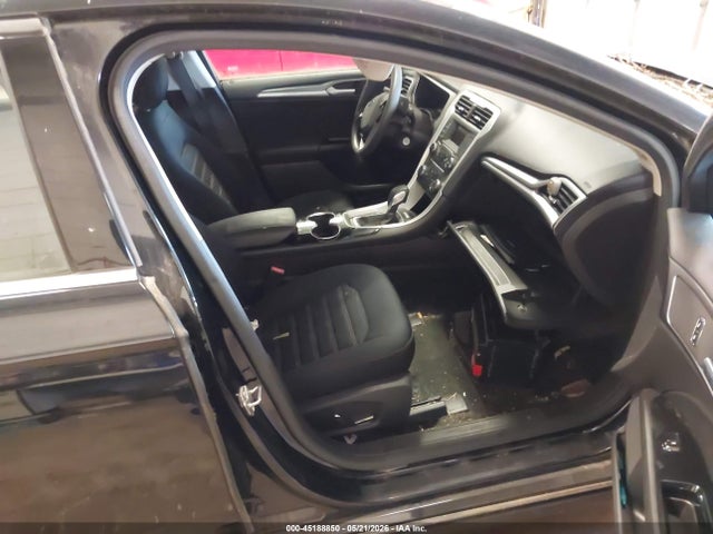 45188850 :رقم المزاد ، 3FA6P0H79GR215044 vin ، 2016 Ford Fusion Se مزاد بيع