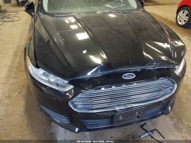 45188850 :رقم المزاد ، 3FA6P0H79GR215044 vin ، 2016 Ford Fusion Se مزاد بيع
