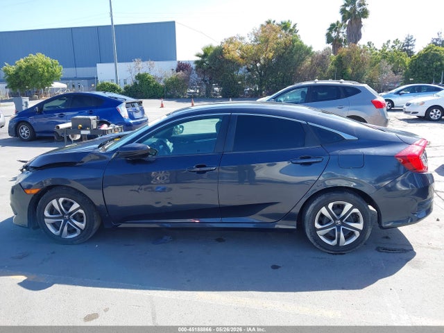 Продажа на аукционе авто 2018 Honda Civic Lx, vin: 2HGFC2F51JH511392, номер лота: 45188866