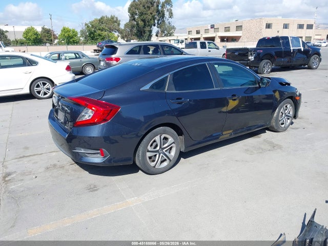 Продажа на аукционе авто 2018 Honda Civic Lx, vin: 2HGFC2F51JH511392, номер лота: 45188866