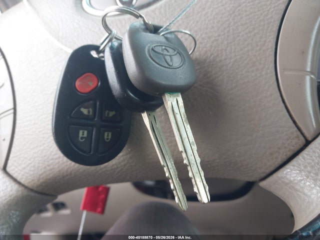 2010 Toyota Sienna Le მანქანა იყიდება აუქციონზე, vin: 5TDKK4CC3AS290717, აუქციონის ნომერი: 45188870
