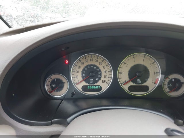 Продаж на аукціоні авто 2001 Chrysler Town & Country Lxi, vin: 2C8GP54L21R158146, номер лоту: 45188907