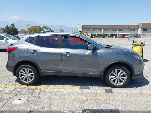 JN1BJ1CP8HW023140 Nissan Rogue Sport S