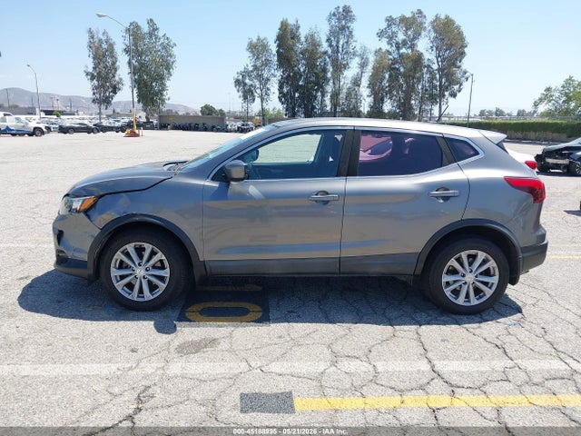 JN1BJ1CP8HW023140 Nissan Rogue Sport S