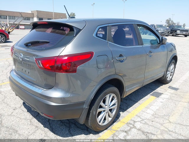 JN1BJ1CP8HW023140 Nissan Rogue Sport S