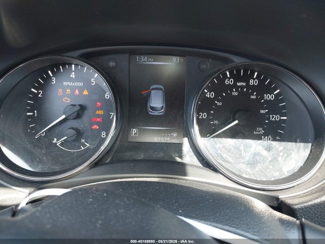 JN1BJ1CP8HW023140 Nissan Rogue Sport S