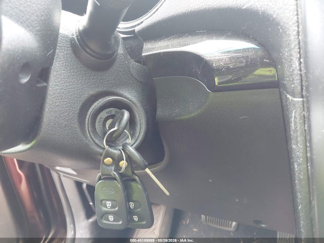 Продаж на аукціоні авто 2011 Kia Sorento Lx, vin: 5XYKTCA14BG015588, номер лоту: 45188999