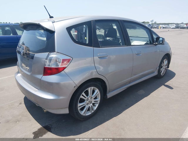 45189037 :رقم المزاد ، JHMGE8H66AS002458 vin ، 2010 Honda Fit Sport مزاد بيع