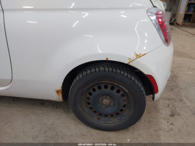 Продаж на аукціоні авто 2015 Fiat 500 Pop, vin: 3C3CFFAR1FT502706, номер лоту: 45189041