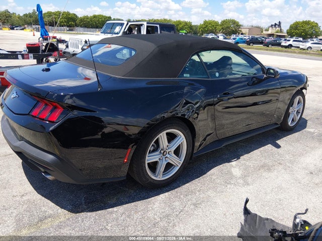 45189064 :رقم المزاد ، 1FAGP8UH9T5113760 vin ، 2026 Ford Mustang Ecoboost Premium مزاد بيع
