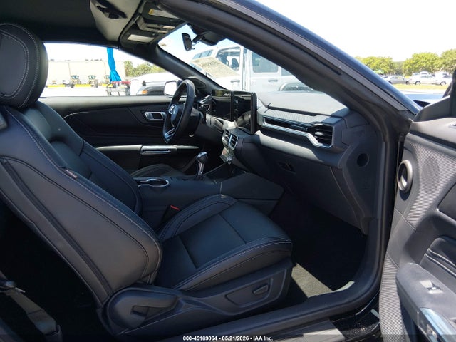 45189064 :رقم المزاد ، 1FAGP8UH9T5113760 vin ، 2026 Ford Mustang Ecoboost Premium مزاد بيع