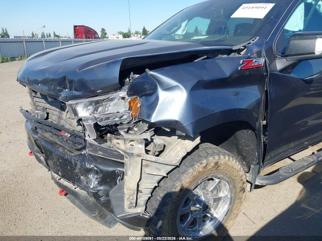 1GCPYFED8MZ288776 Chevrolet Silverado 1500 4wd Short Bed Lt Trail Boss