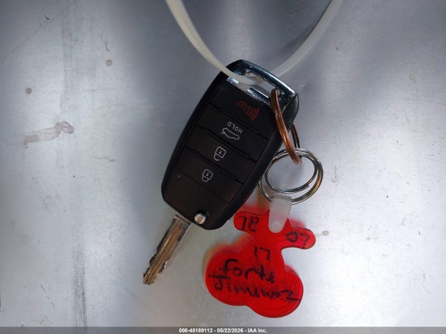 Продажа на аукционе авто 2017 Kia Forte Lx, vin: 3KPFL4A78HE075276, номер лота: 45189112