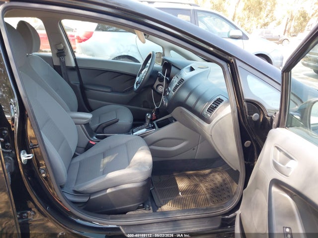 Продажа на аукционе авто 2017 Kia Forte Lx, vin: 3KPFL4A78HE075276, номер лота: 45189112