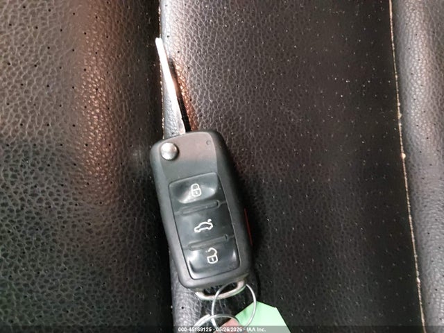 45189125 :رقم المزاد ، 3VWPL7AJ8BM670222 vin ، 2011 Volkswagen Jetta Sportwagen 2.0l Tdi مزاد بيع