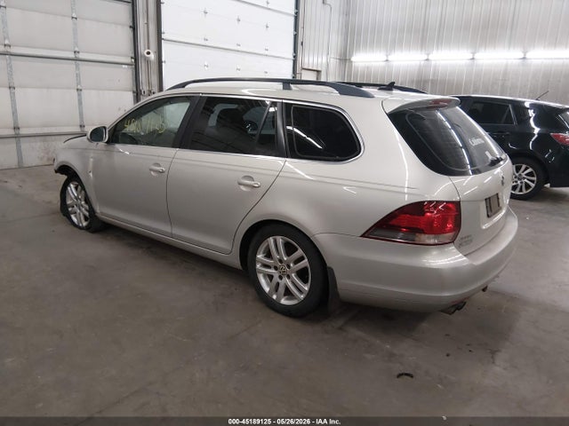 45189125 :رقم المزاد ، 3VWPL7AJ8BM670222 vin ، 2011 Volkswagen Jetta Sportwagen 2.0l Tdi مزاد بيع