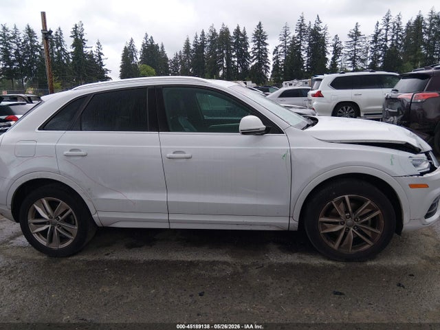 45189138 :رقم المزاد ، WA1JCCFS1HR006929 vin ، 2017 Audi Q3 2.0t Premium مزاد بيع