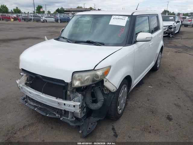 Scion XB 2014 JTLZE4FEXEJ056214 Image 2