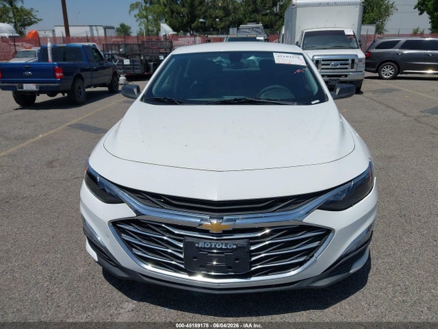 1G1ZB5ST4MF048795 Chevrolet Malibu Fwd Ls