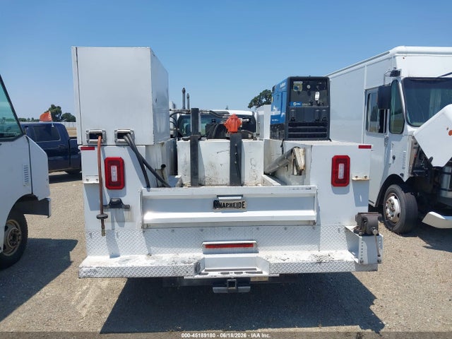 Ford F-450 Chassis Xl 2018 1FDUF4GT8JEC46849 Image 15