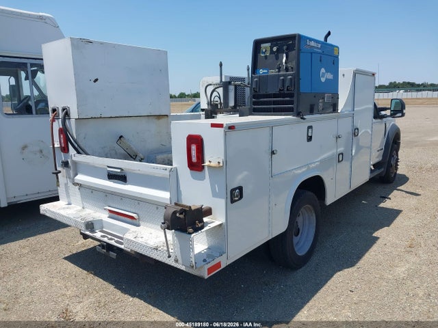 Ford F-450 Chassis Xl 2018 1FDUF4GT8JEC46849 Image 4